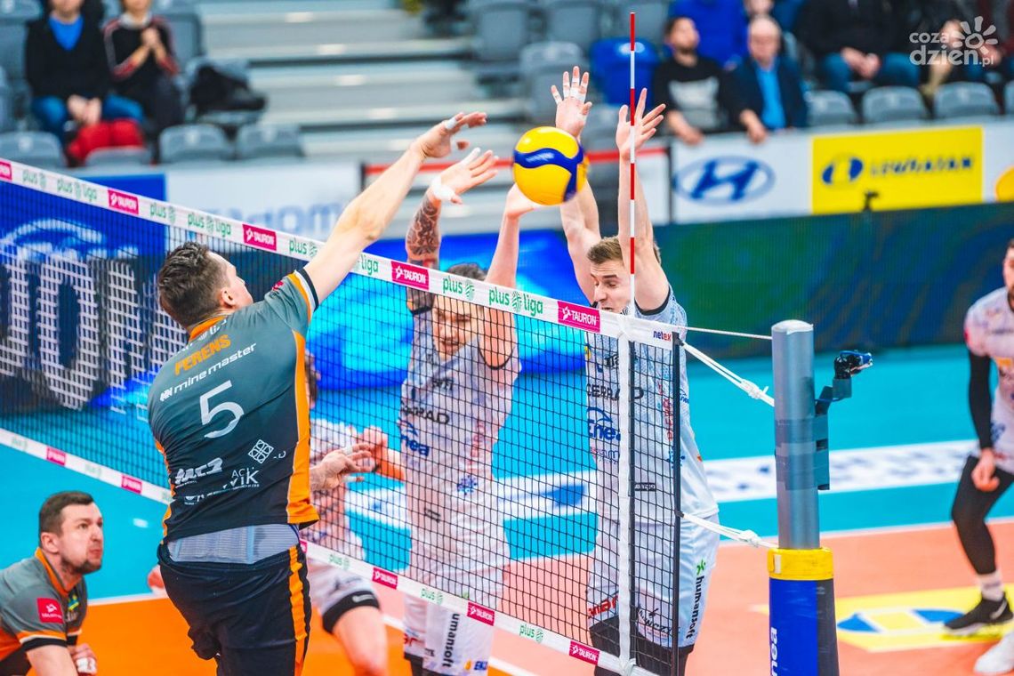 Czarni przegrali z Cuprum po tie-breaku. Radomianie dalej bez zwycięstwa w RCS-ie Czarni przegrali z Cuprum po tie-breaku. Radomianie dalej bez zwycięstwa w RCS-ie