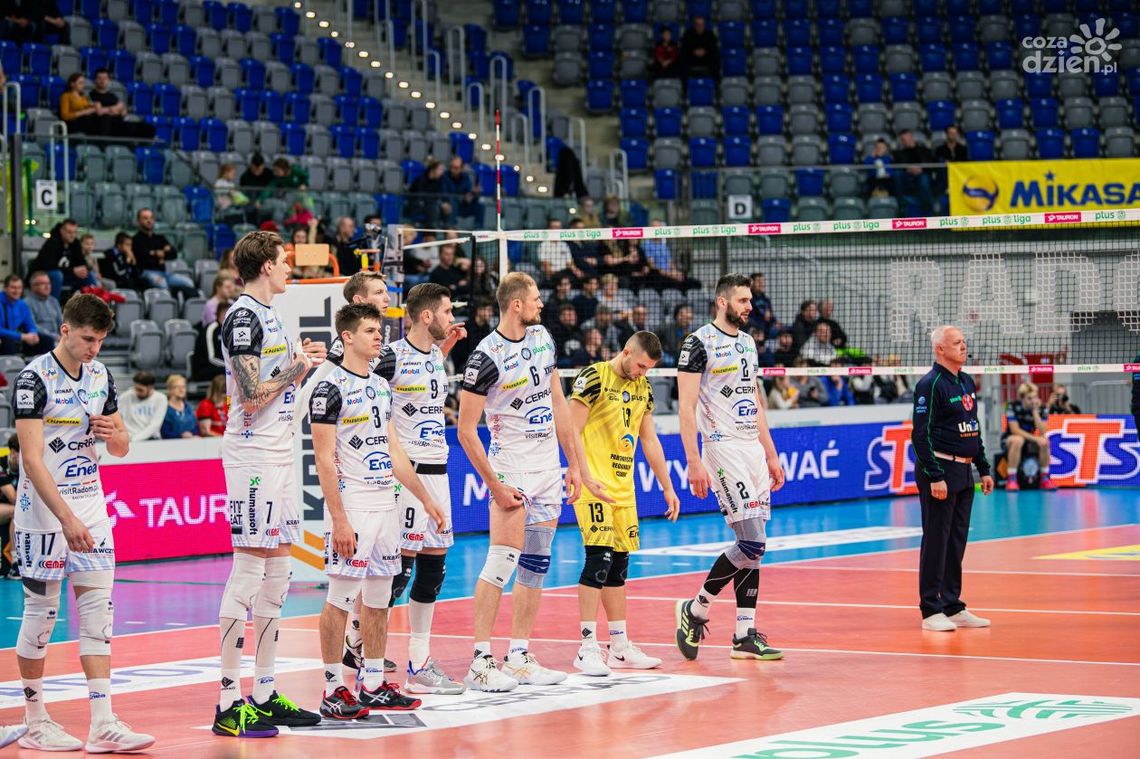 Czarni w środę zagrają awansem w Katowicach