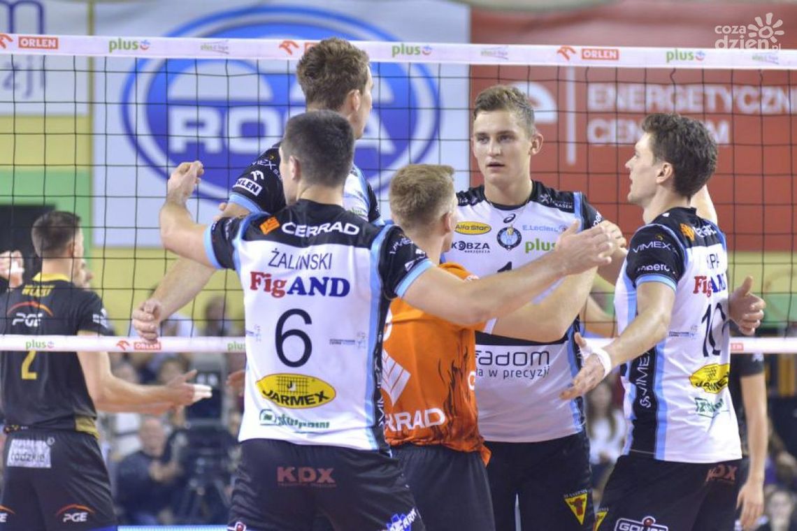 Czarni zagrają w stolicy z AZS Politechniką (LIVE) Czarni zagrają w stolicy z AZS Politechniką (LIVE)