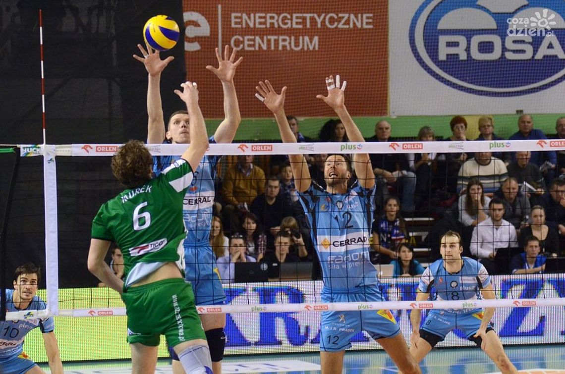 Czarni zmierzą się z nieobliczalnym AZS Częstochowa