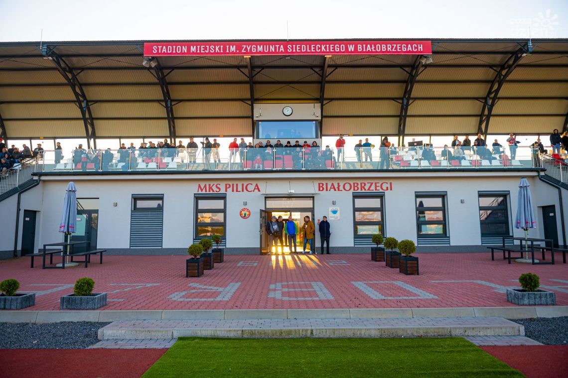 Czerwona kartka bramkarza Pilicy Białobrzegi i domowa porażka z Ursusem Czerwona kartka bramkarza Pilicy Białobrzegi i domowa porażka z Ursusem