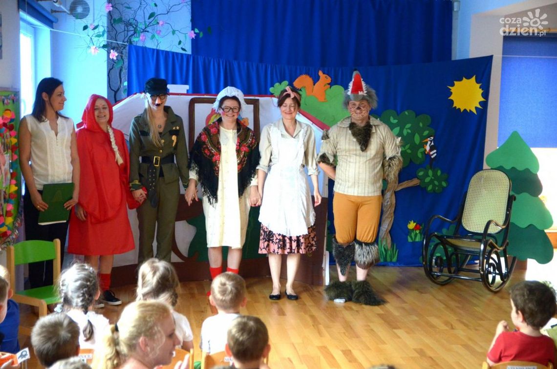 "Czerwony Kapturek" w wykonaniu rodziców