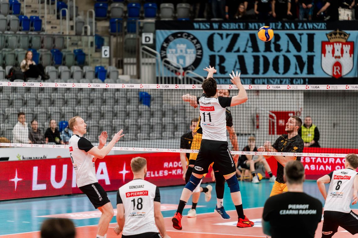 Cztery sety w Bielsku-Białej. Pierrot Czarni Radom bez punktów w starciu z BBTS-em