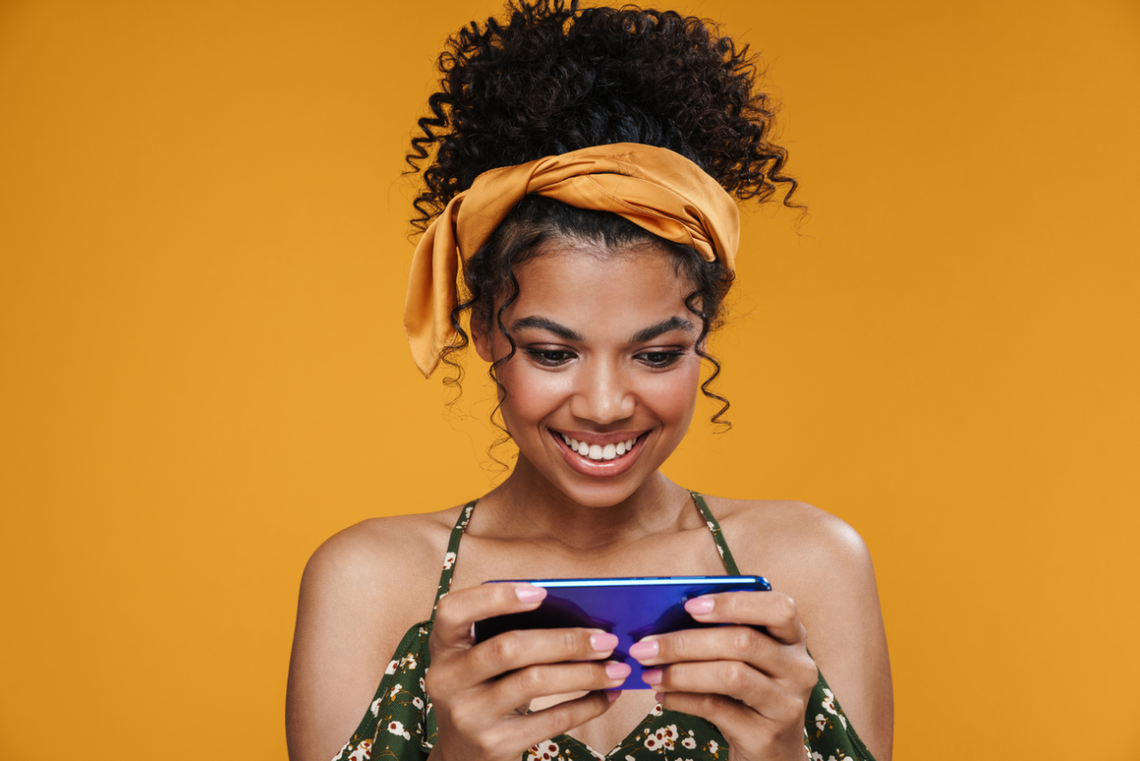 Czy składany smartfon Samsung Galaxy Z Flip4 sprawdzi się jako pierwszy telefon?