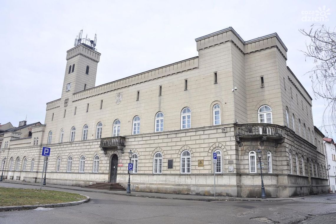 Czy Wydział Sztuki UTH przeniesie się do ratusza?