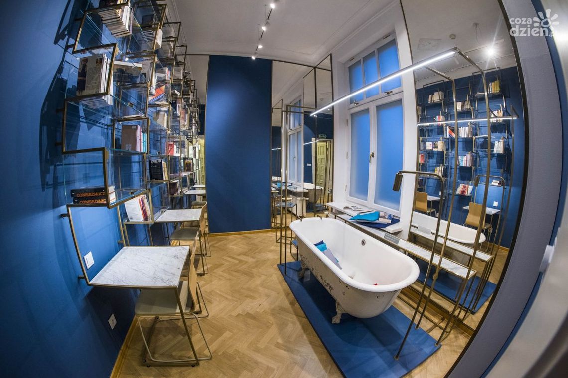 Czytanie w wannie we Wsoli. Zobacz zdjęcia!