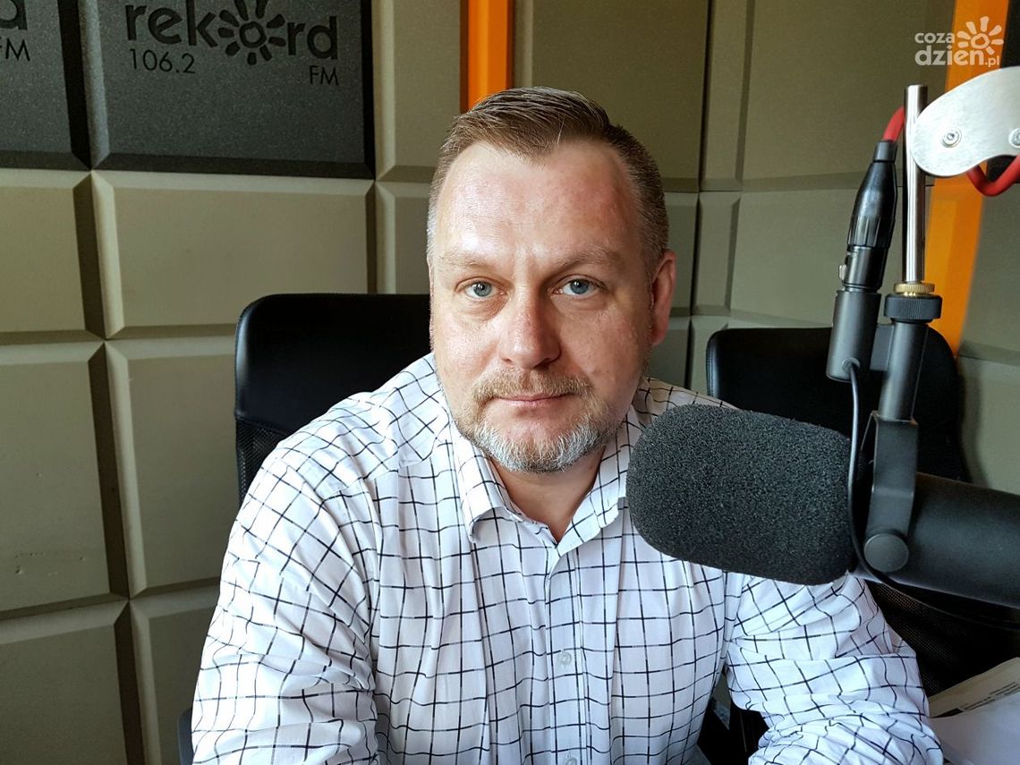 Dąbrowski: Lotnisko jest elementem wyborczej gry