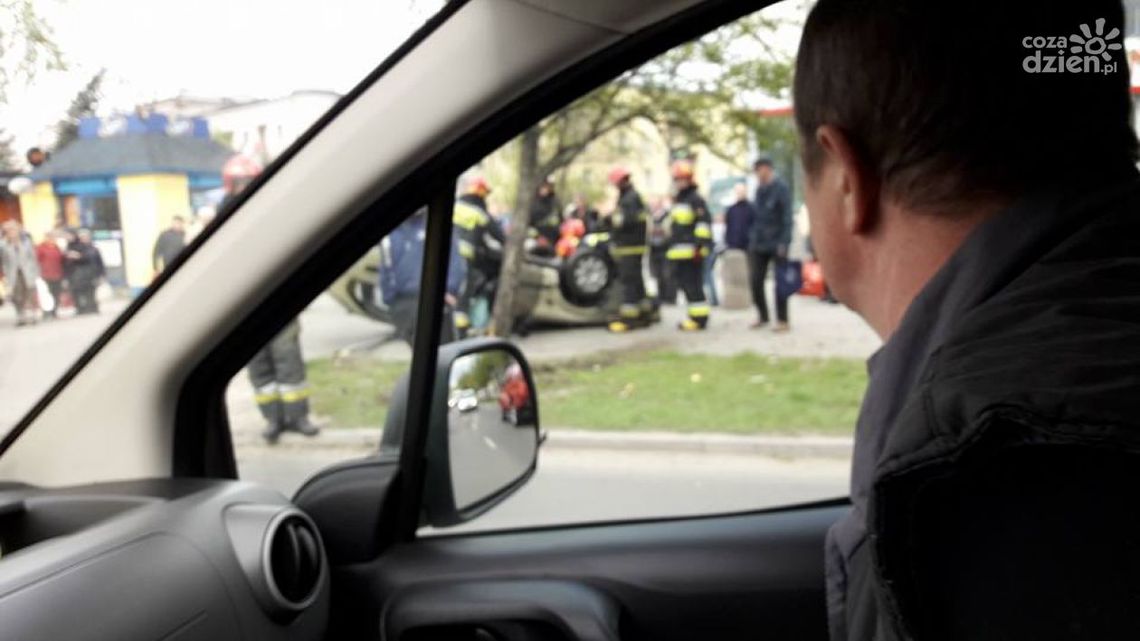 Dachowanie pod dworcem