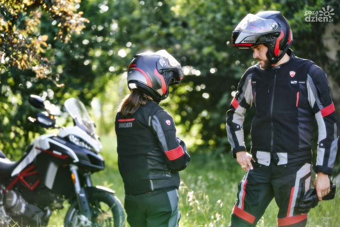 Dainese Smart Jacket – motocyklowy system poduszek ochronnych w uniwersalnej kamizelce