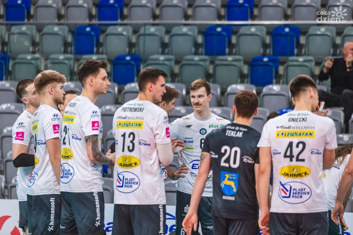 Daleki wyjazd Enei Czarnych. Radomianie zagrają w Suwałkach Daleki wyjazd Enei Czarnych. Radomianie zagrają w Suwałkach