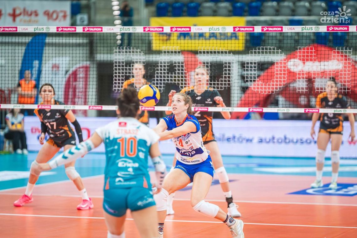 Daleki wyjazd i trudne zadanie Moya Radomki Lotniska Radom Daleki wyjazd i trudne zadanie Moya Radomki Lotniska Radom