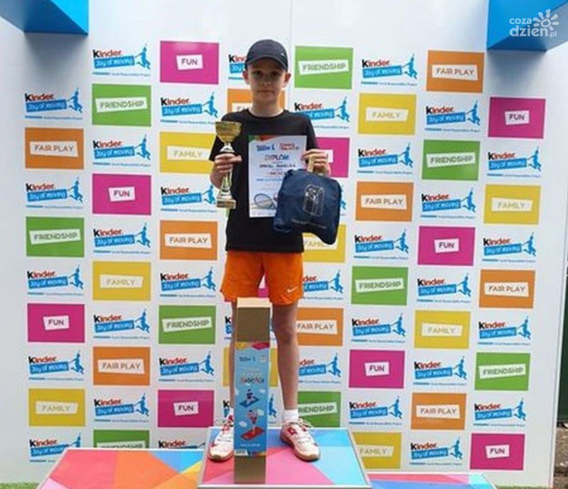 Daniel Kwiecień z AT Masters Radom najlepszy w tenisowym turnieju w Poznaniu Daniel Kwiecień z AT Masters Radom najlepszy w tenisowym turnieju w Poznaniu