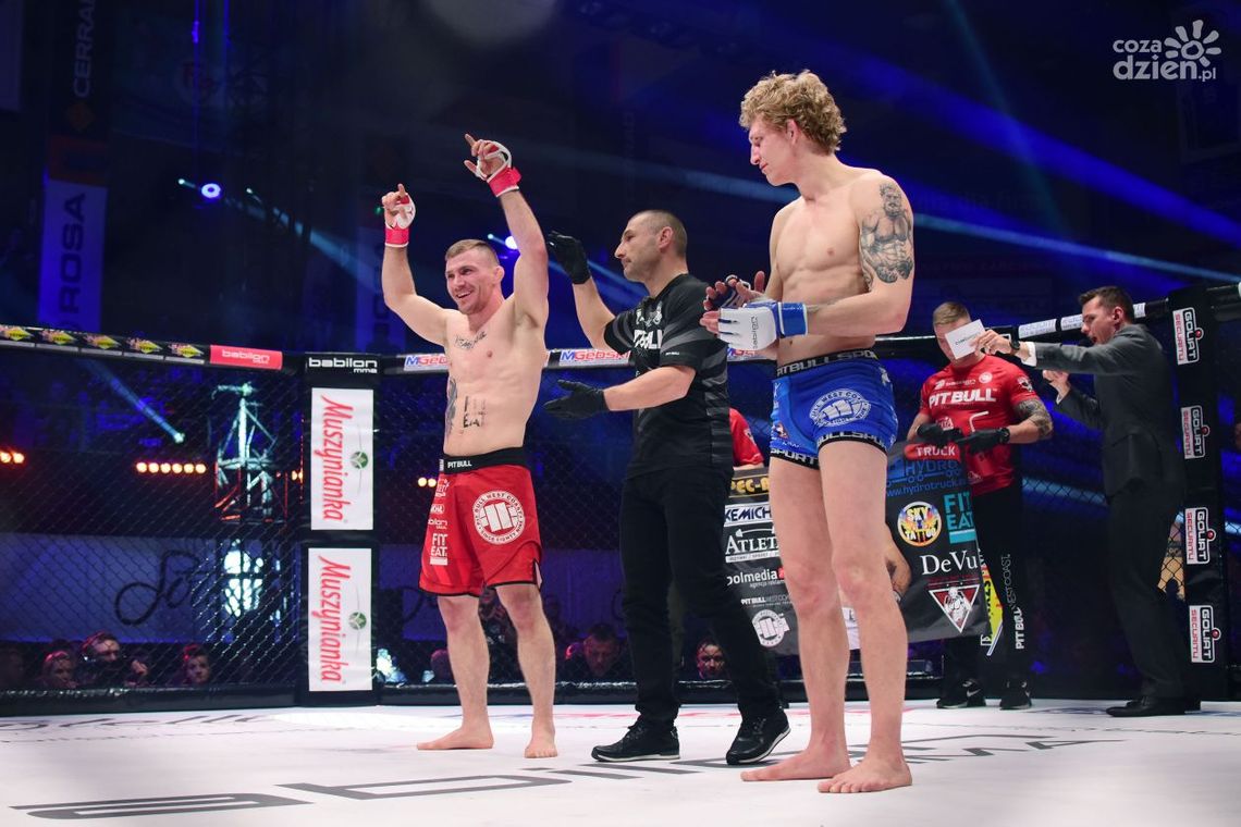 Daniel Rutkowski mistrzem Babilon MMA!