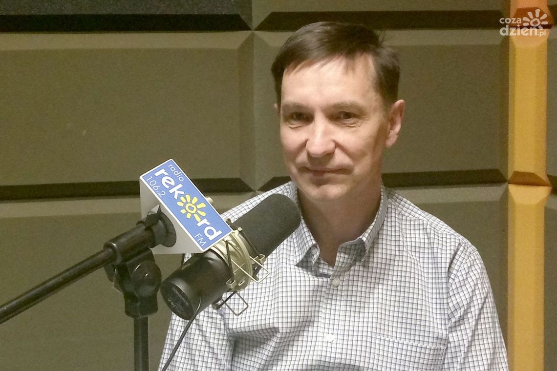Dariusz Kupisz - Rozmowa w studiu lokalnym Radia Rekord