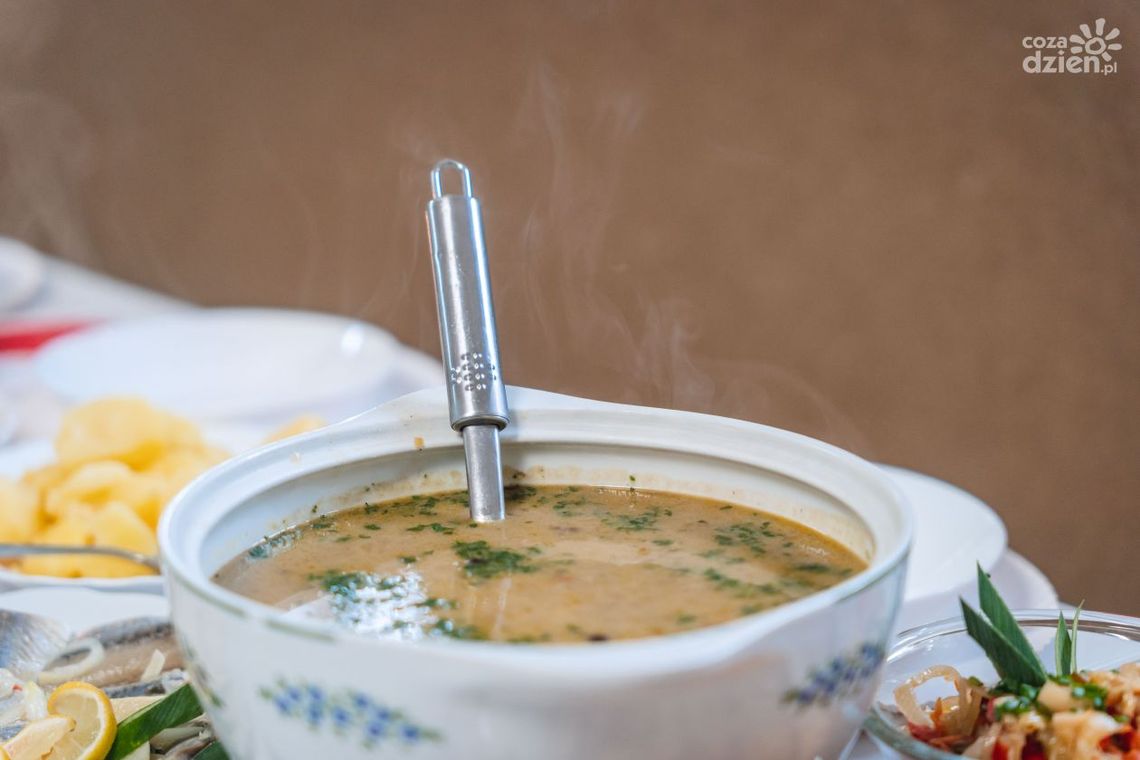 Darmowe posiłki dla seniorów. Rusza "Poczta obiadowa"