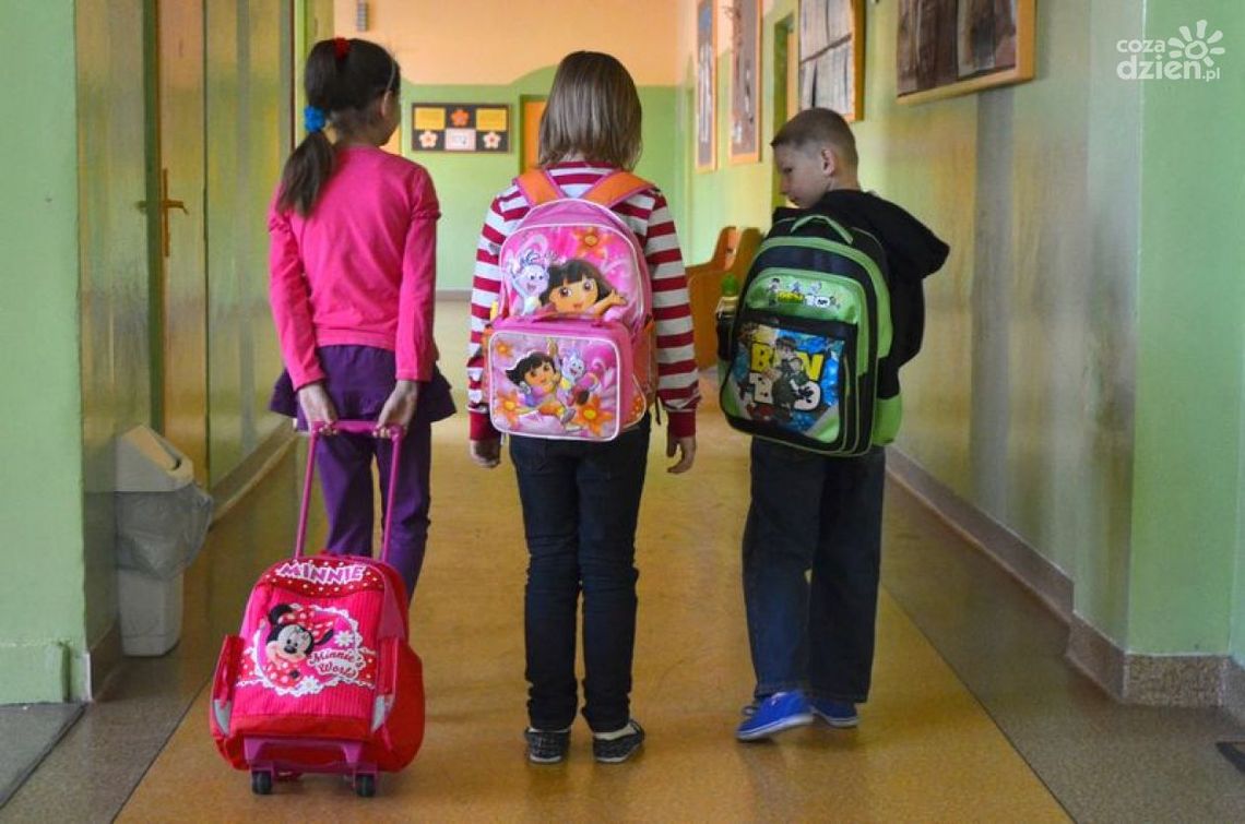 Darmowy elementarz w szkołach dopiero w sierpniu Darmowy elementarz w szkołach dopiero w sierpniu