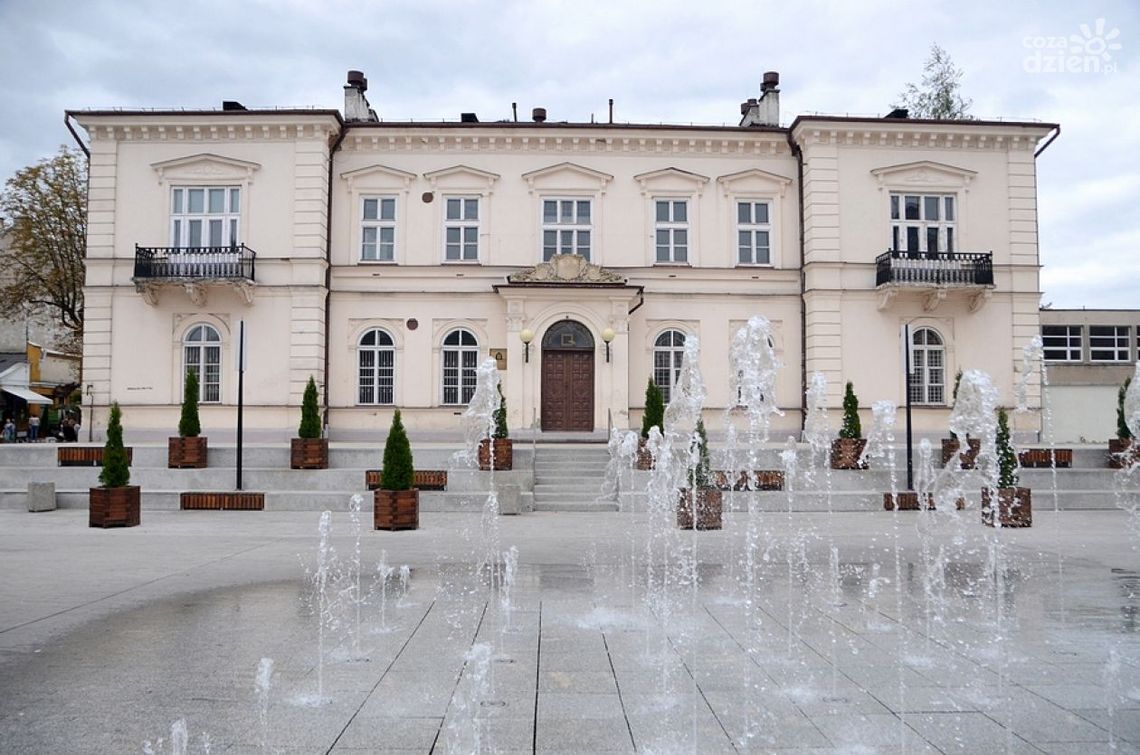 Dawna "Odzieżówka" ponownie na sprzedaż za prawie 5,5 mln