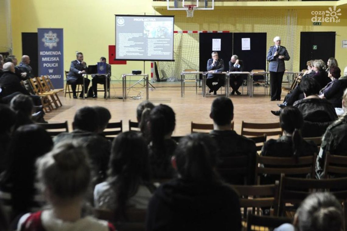 Debatowali o bezpieczeństwie. Będzie przez to lepiej?