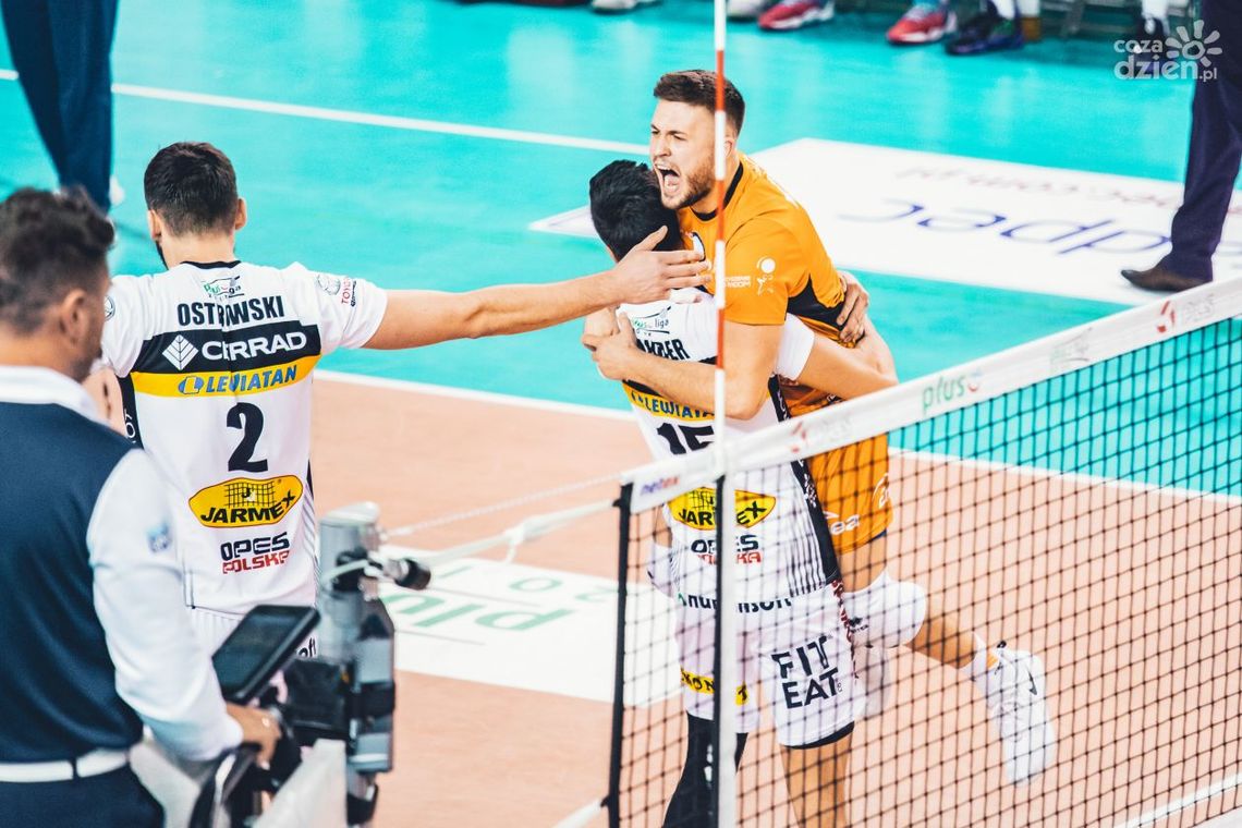 Demolka pod złotym sufitem! Cerrad Enea Czarni rozbili Asseco Resovię Rzeszów!