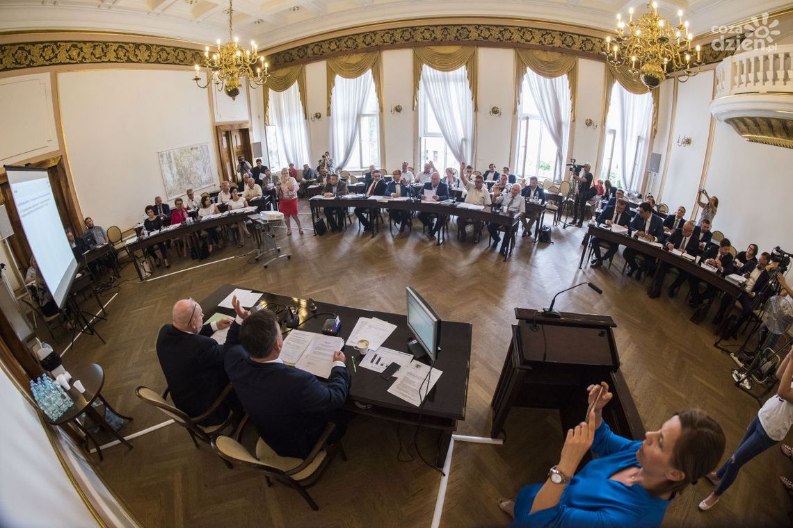 Dla kogo mandat radnego? Zapewne to oni wejdą do rady