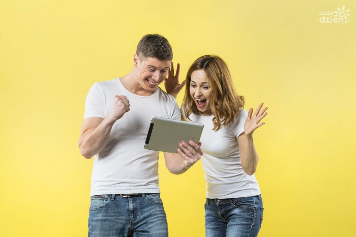 Dlaczego warto wybrać pakiet telewizji z internetem? Dlaczego warto wybrać pakiet telewizji z internetem?