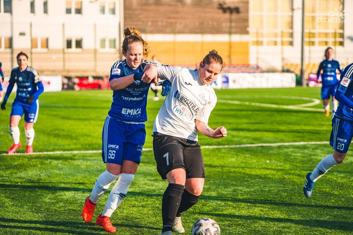 Dom nie sprzyja HydroLuksiarom. Porażka ze Stomilankami Dom nie sprzyja HydroLuksiarom. Porażka ze Stomilankami