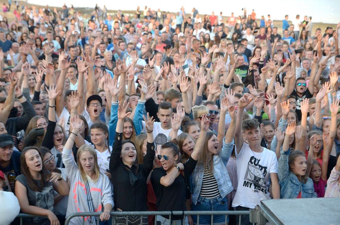 DOMANIÓW. Tłumy na Powitaniu Lata 2016