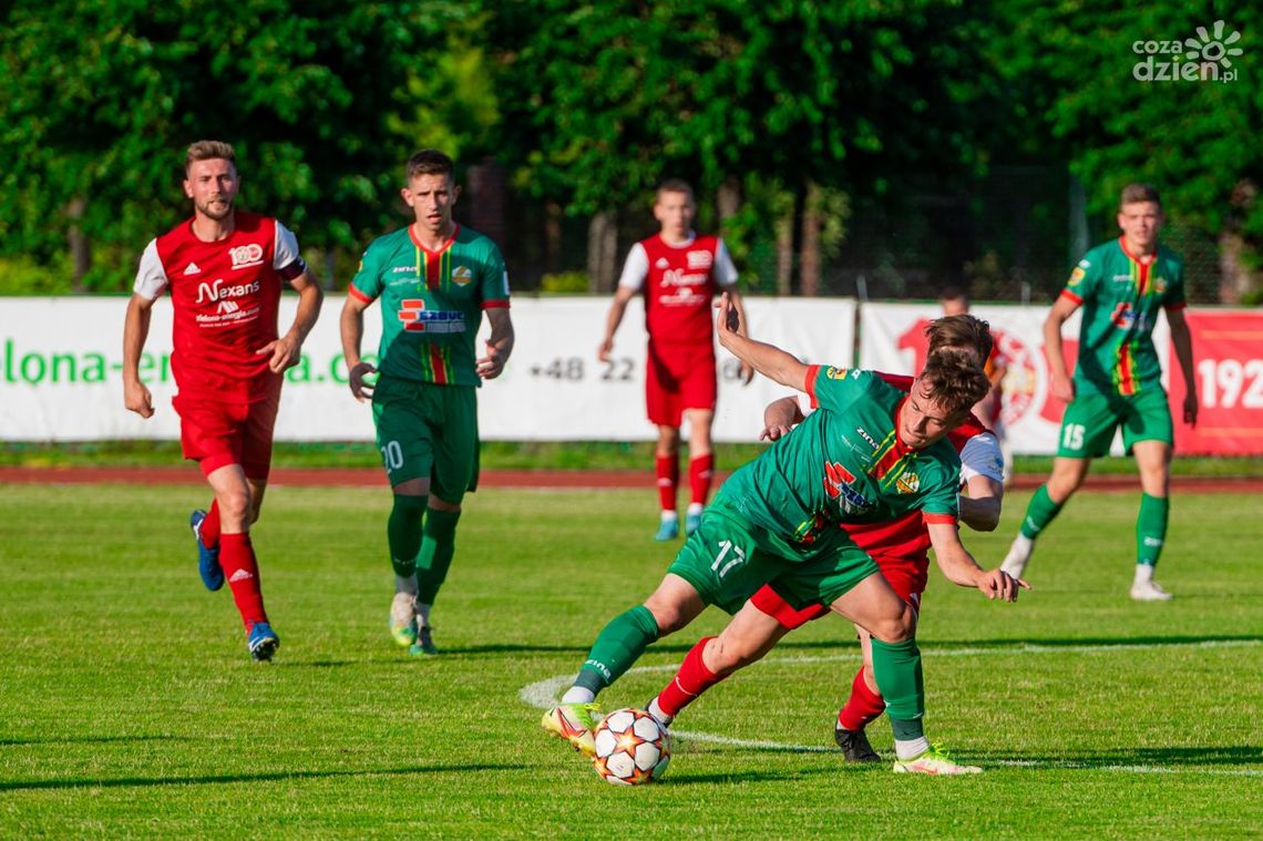 Domowe mecze im nie służą. Porażka Pilicy Białobrzegi z Lechią Tomaszów Mazowiecki