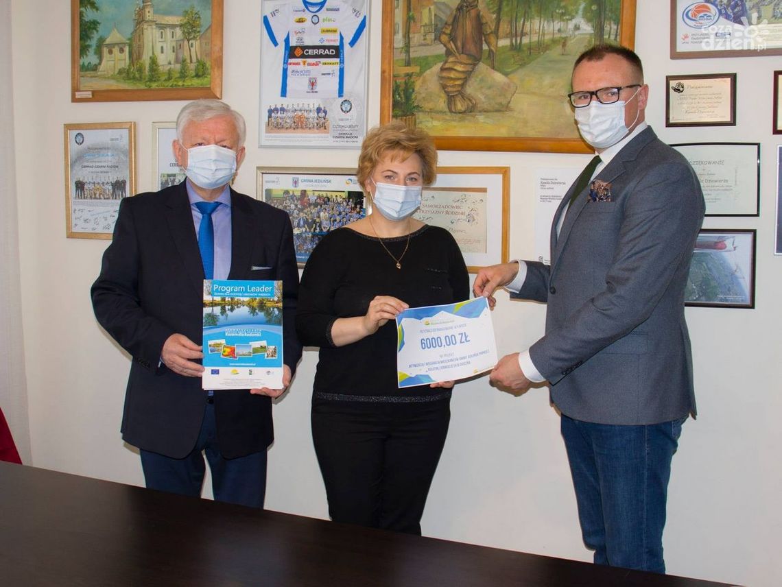 Dotacja od stowarzyszenia dla GCKiKF w Jedlińsku