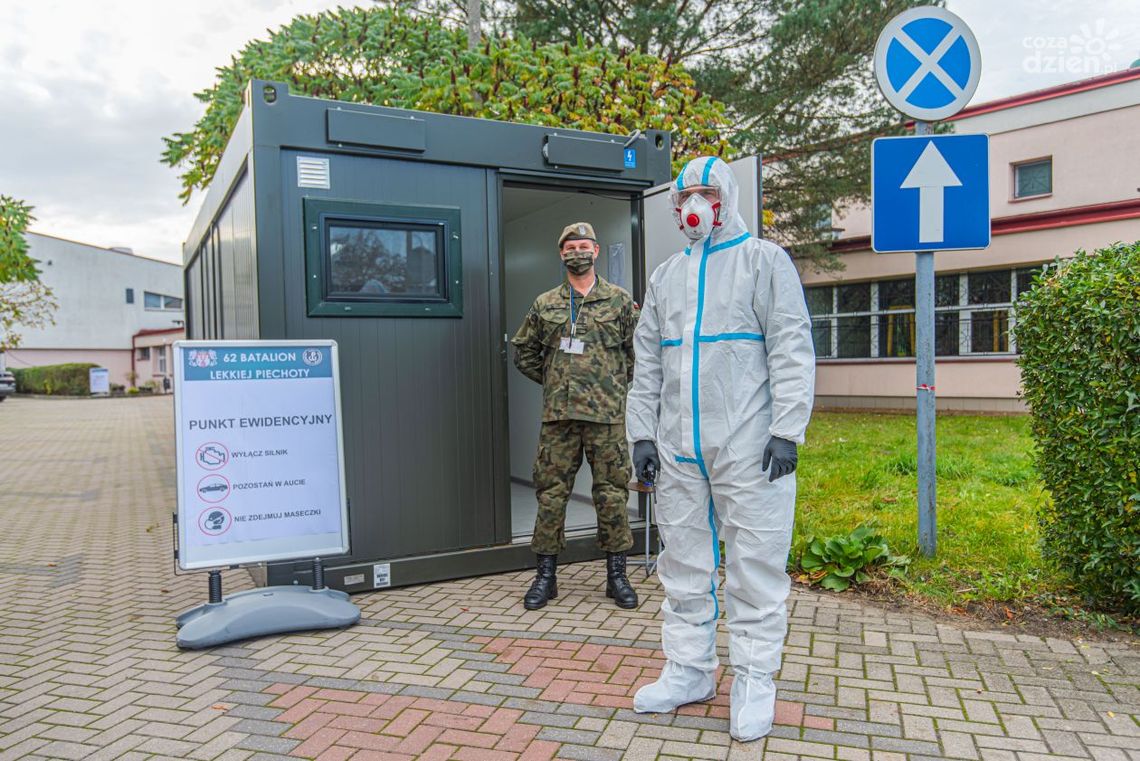 Drive-thru. W ciągu dwóch dni wykonano ponad 300 testów
