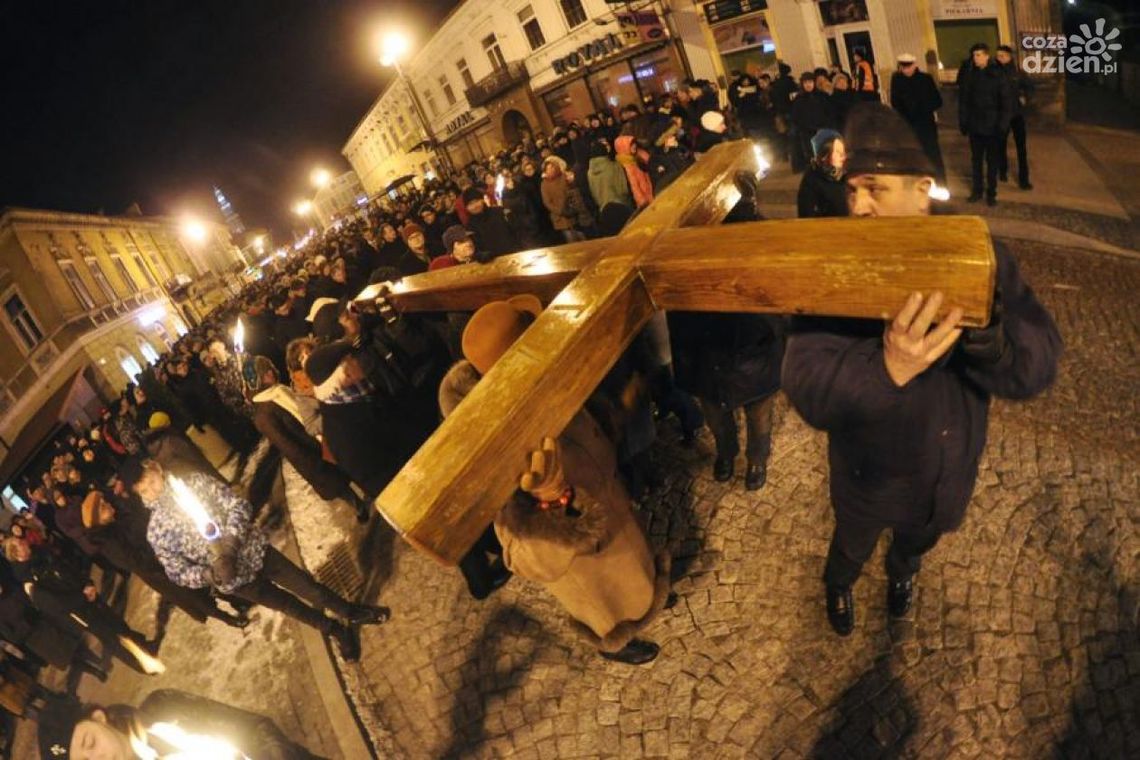 Droga Krzyżowa ulicami miasta