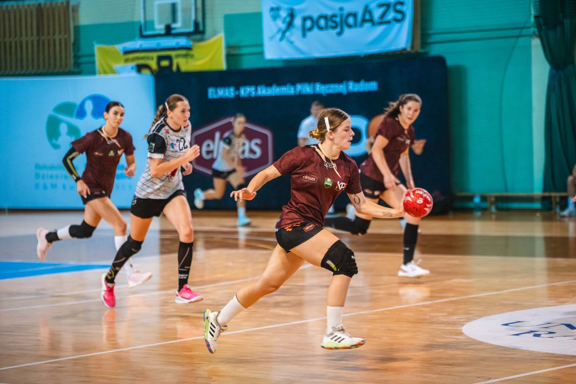 Drugi okazały triumf szczypiornistek Elmas-KPS APR-u Radom Drugi okazały triumf szczypiornistek Elmas-KPS APR-u Radom