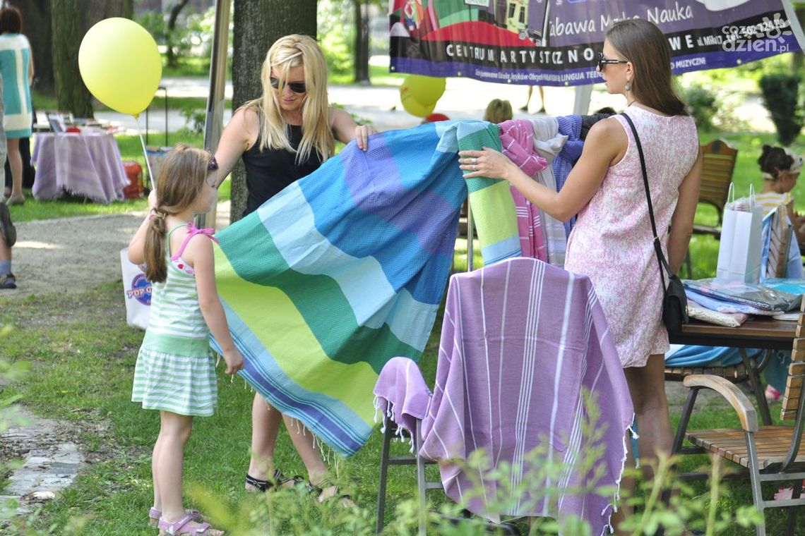 Drugie "Śniadanie na Trawie" - ćwiczenia, degustacja win i dużo muzyki