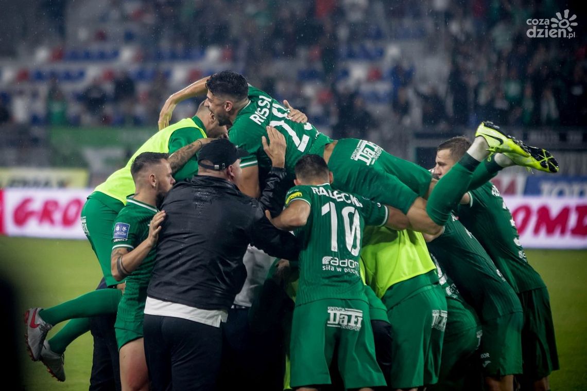 Duży awans Radomiaka w tabeli PKO Ekstraklasy. Podsumowanie 5. kolejki Duży awans Radomiaka w tabeli PKO Ekstraklasy. Podsumowanie 5. kolejki