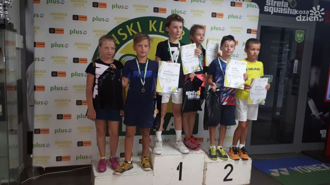 Dwa medale młodych zawodników Akademii Tenisowej Masters