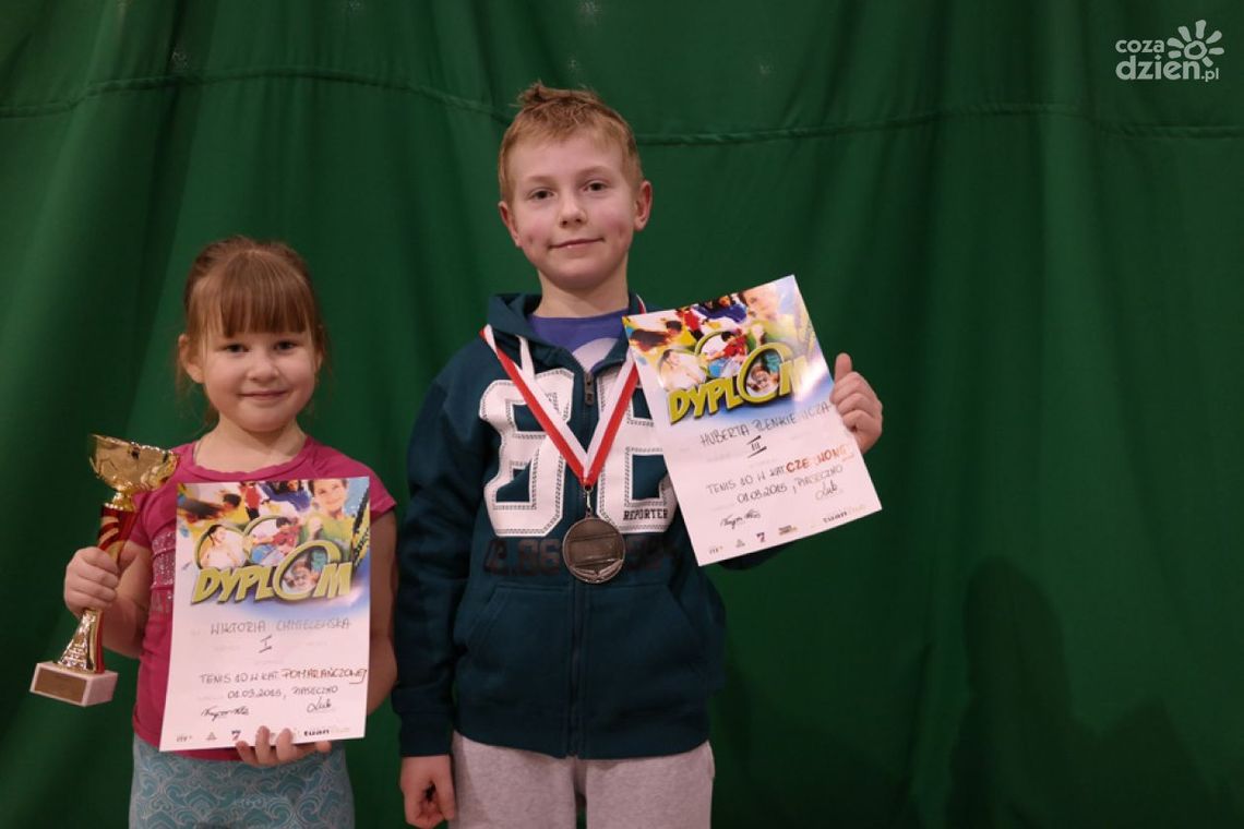 Dwa medale młodych zawodników RKT Return w Piasecznie
