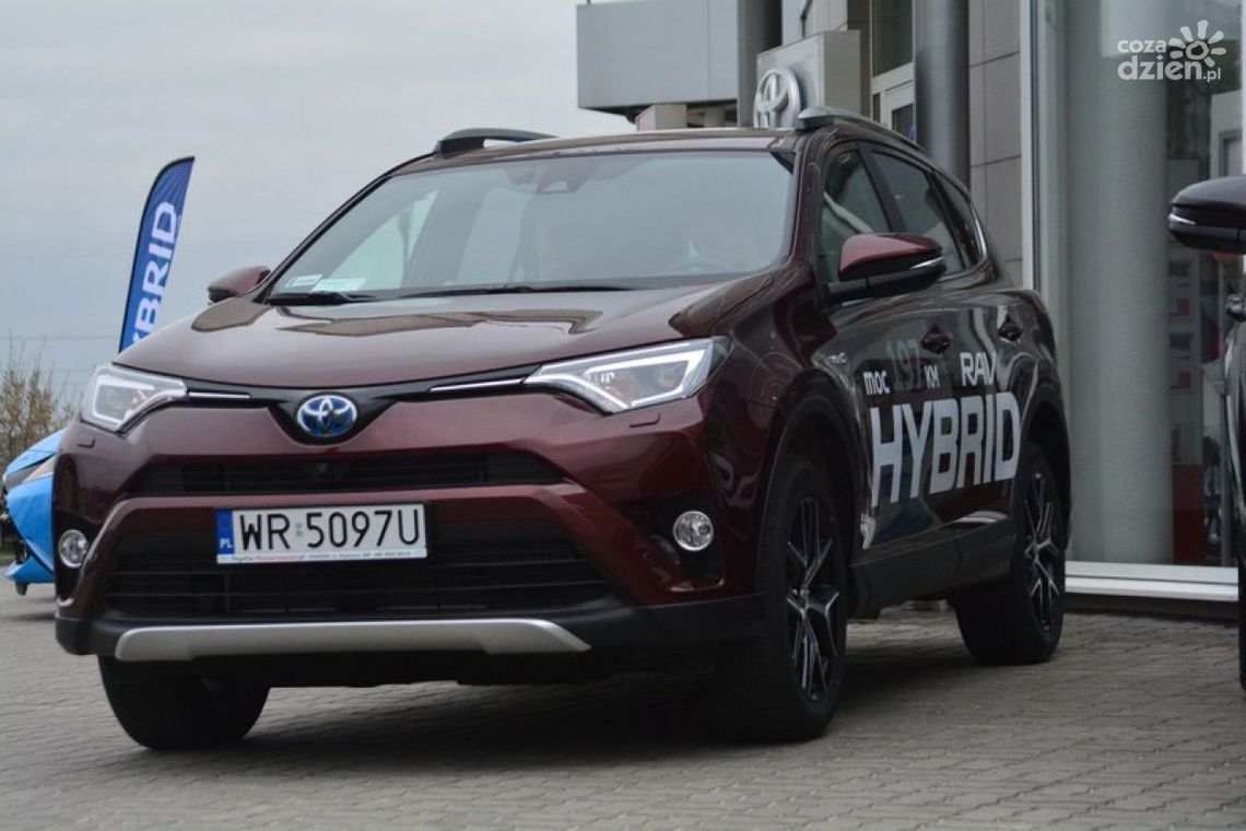 Dwa nowe modele hybrydowe w Toyota Romanowski!