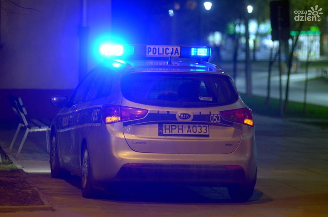 Dwa śmiertelne wypadki. Na miejscu zginęli młodzi ludzie. Dwa śmiertelne wypadki. Na miejscu zginęli młodzi ludzie.