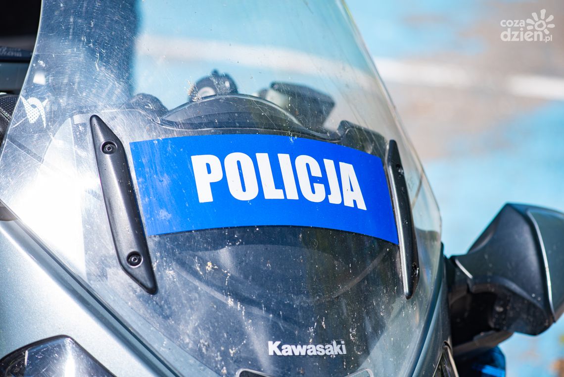 Dwa wypadki i 22 kolizje podczas weekendu na drogach regionu Dwa wypadki i 22 kolizje podczas weekendu na drogach regionu