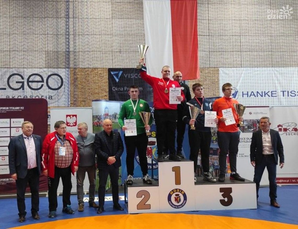 Dwa złote medale kadetów Olimpijczyka Radom w Pucharze Polski w zapasach