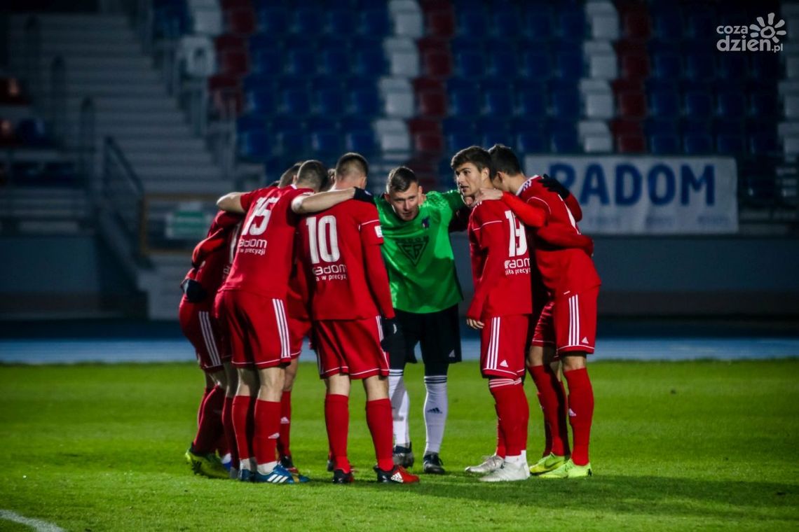 Dwaj piłkarze radomskiej Broni wyróżnieni przez tygodnik Piłka Nożna