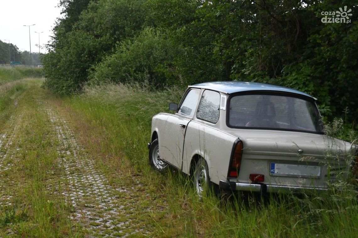 Dwóch 17-latków ukradło trabanta