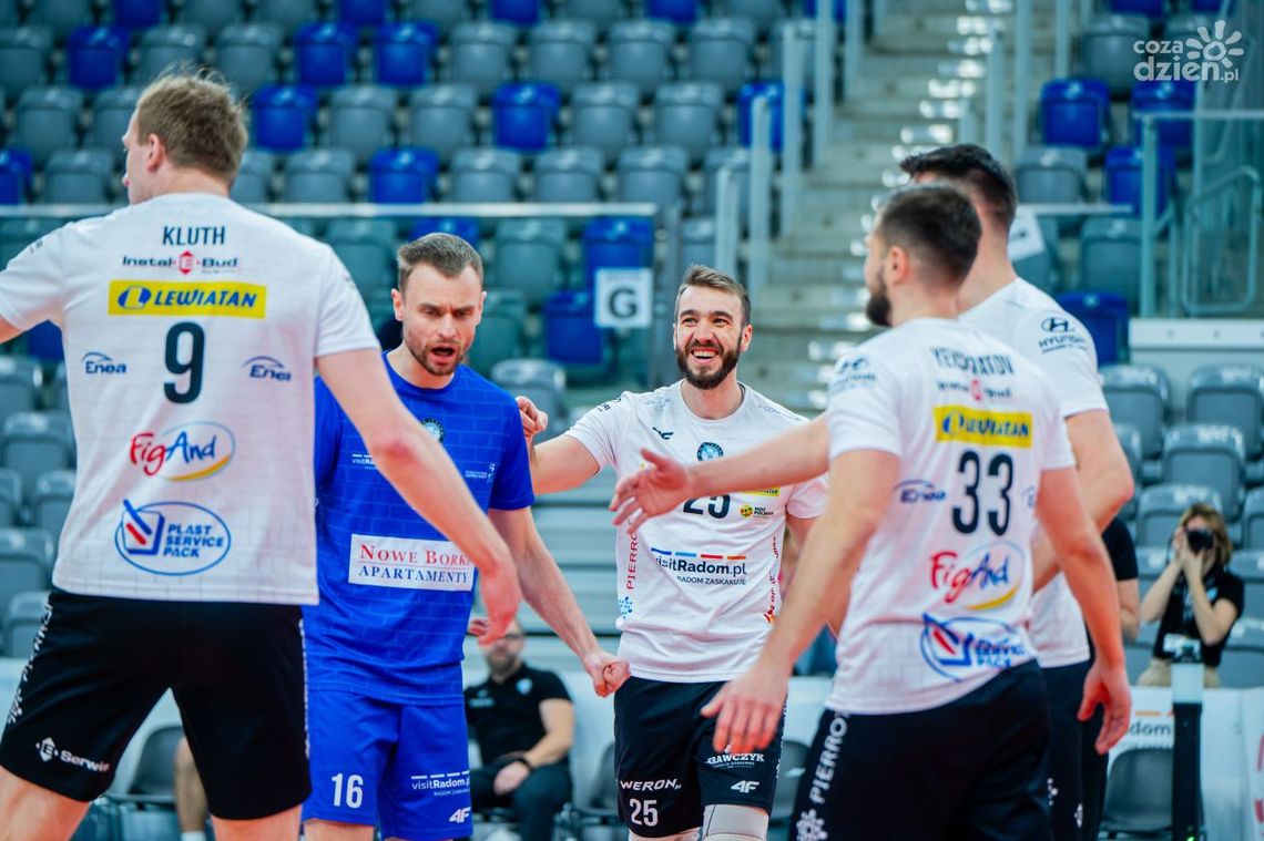 Dwóch zawodników Czarnych Radom w drużynie kolejki PLS 1. Ligi