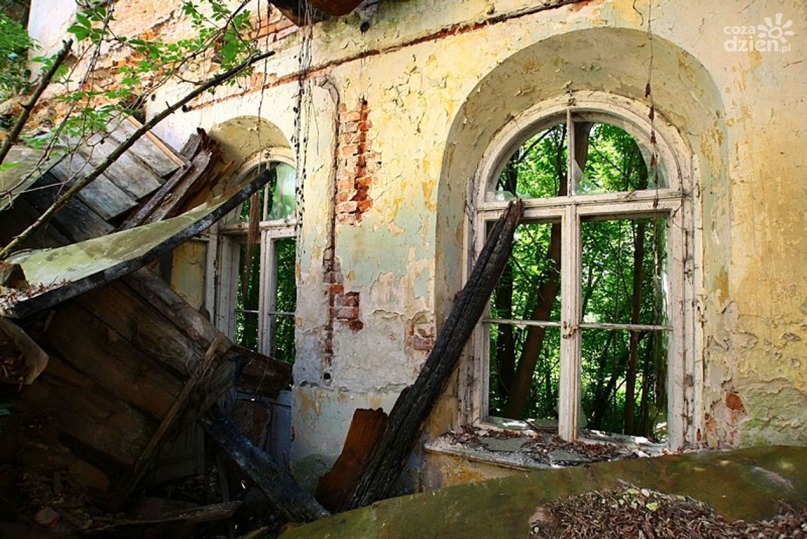 Dworek w Bartodziejach do rozbiórki?