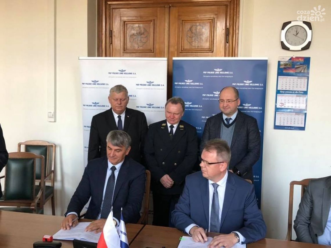 Dworzec PKP. Umowa na wyświetlacze podpisana