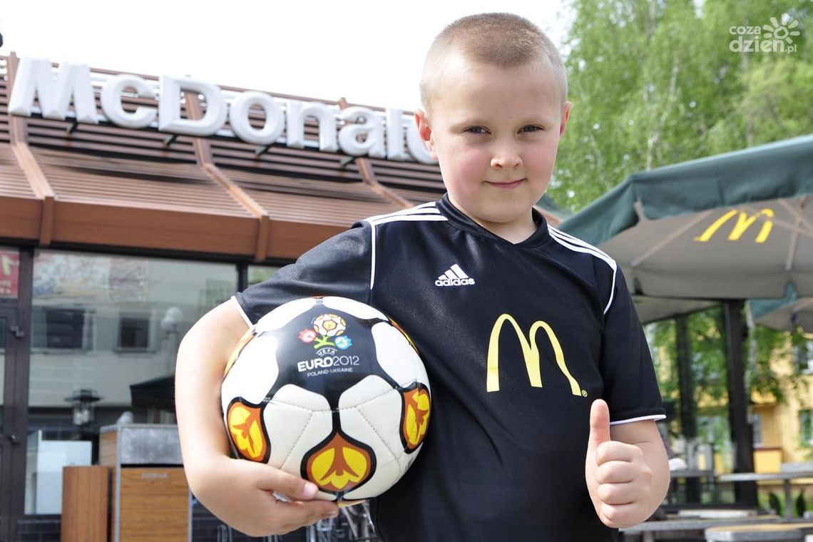 Dzieci z Radomia walczą o eskortę z Mc Donald's!