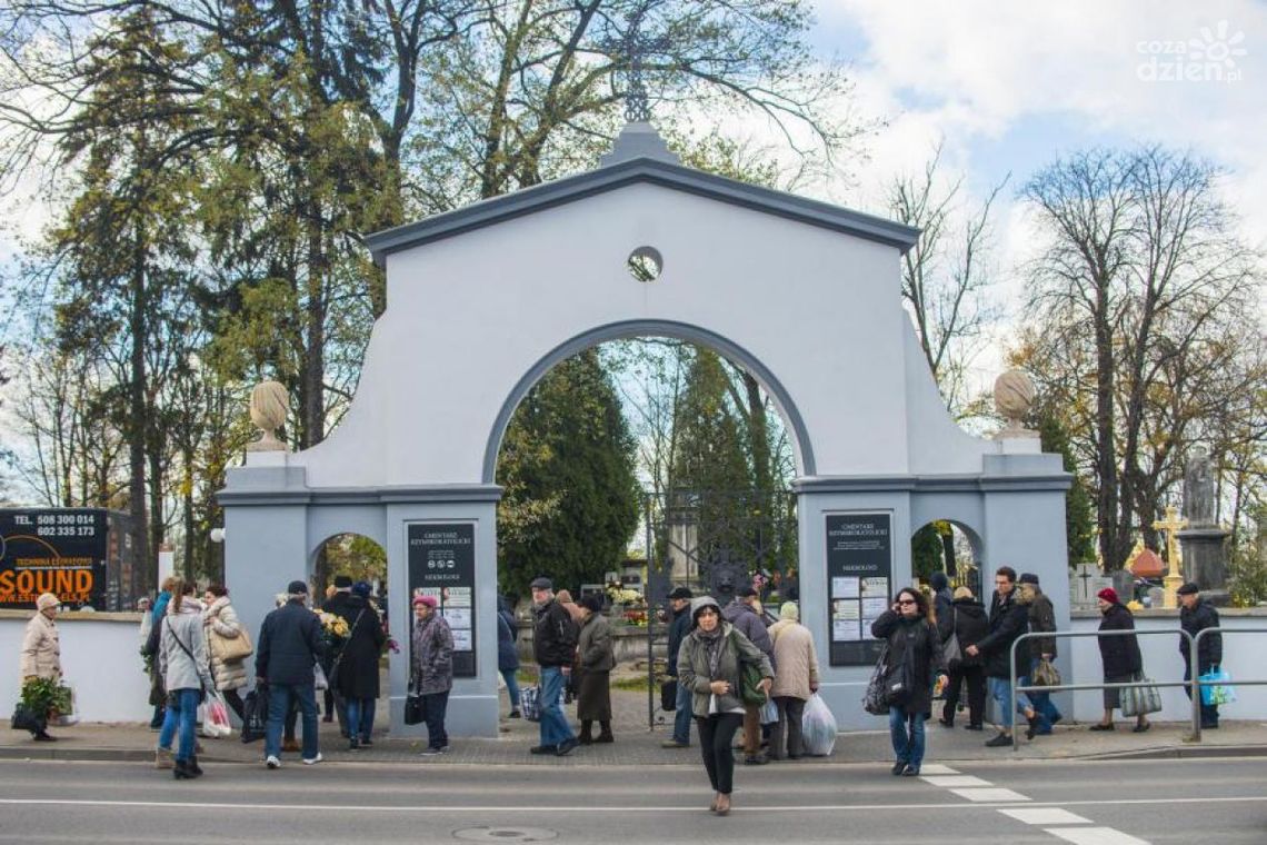 Dzień Wszystkich Świętych Dzień Wszystkich Świętych