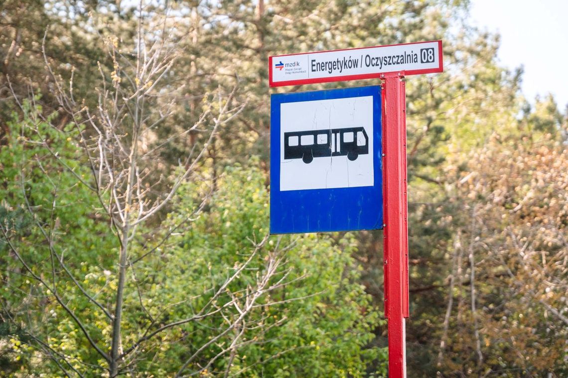 Dziesiątki tysięcy złotych rocznie na naprawy przystanków Dziesiątki tysięcy złotych rocznie na naprawy przystanków