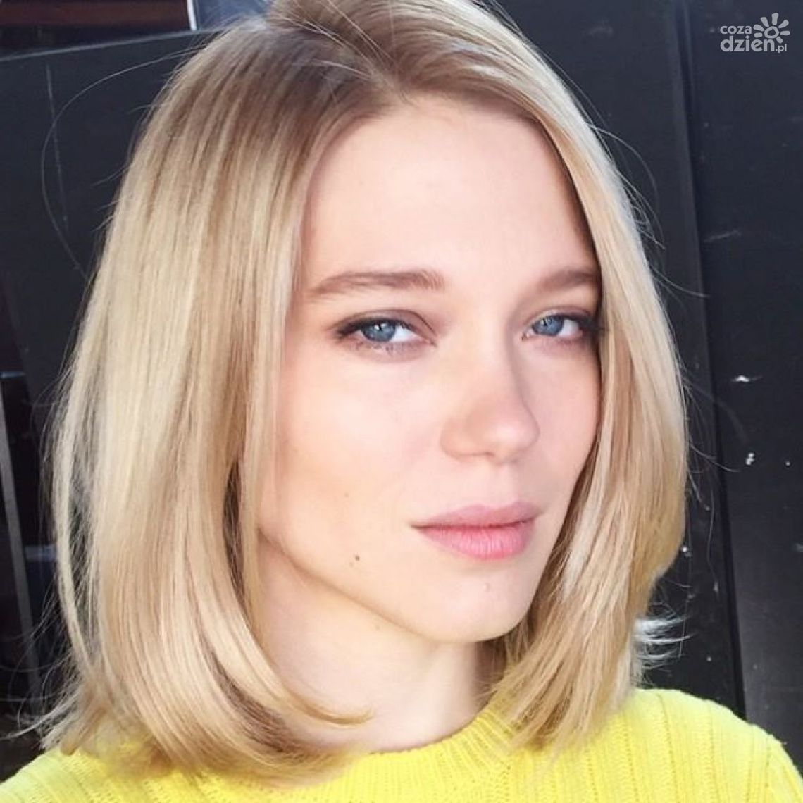 DZIEWCZYNA BONDA DZIEWCZYNA BONDA