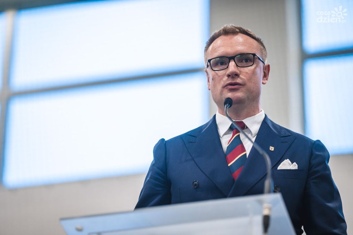 Dziewierz: Nowe boisko jest potrzebne do rozwoju akademii Drogowca Jedlińsk